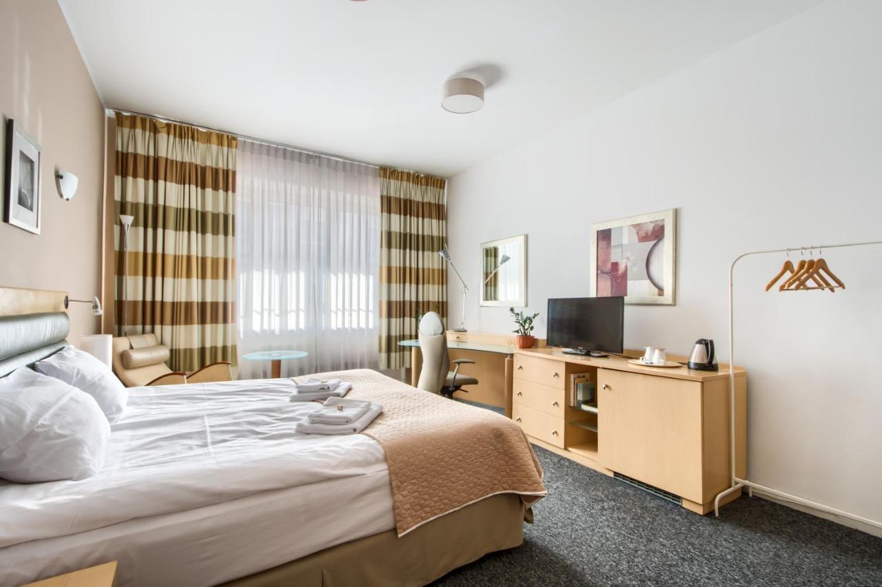 404 Rooms Wilanowska Warschau Buitenkant foto