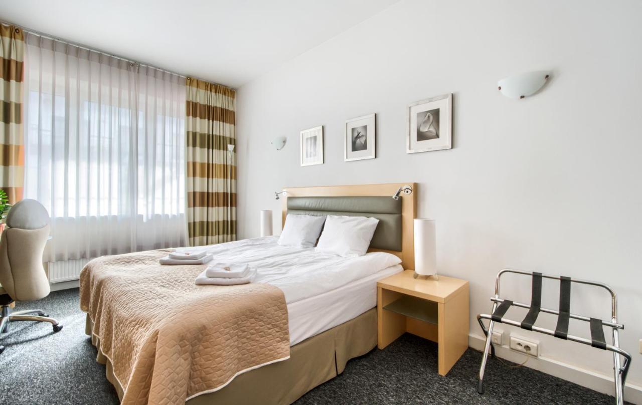 404 Rooms Wilanowska Warschau Buitenkant foto