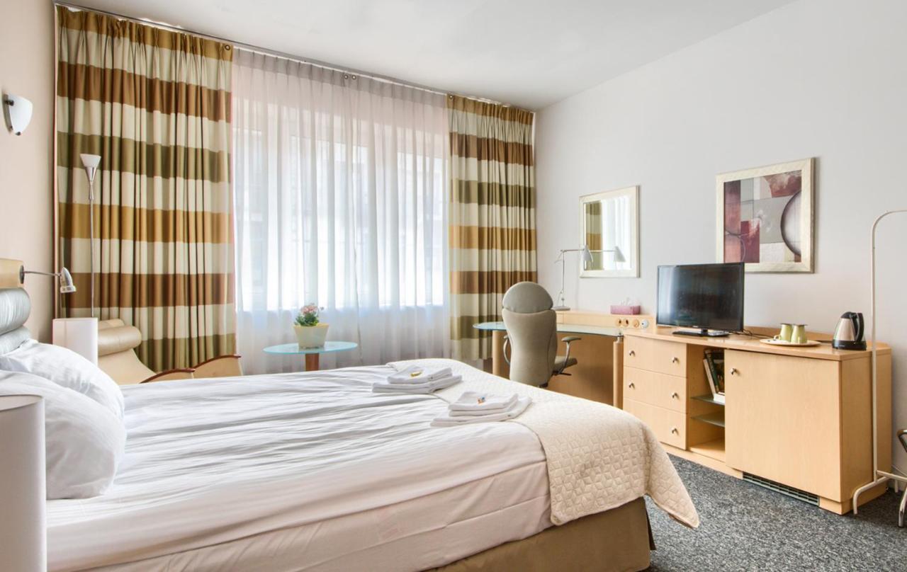 404 Rooms Wilanowska Warschau Buitenkant foto